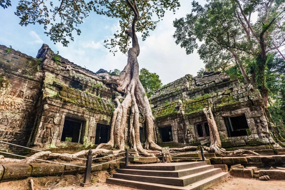Siem Reap: Small Circuit Tour by Mini Van With English Guide - Unique Experience Highlights