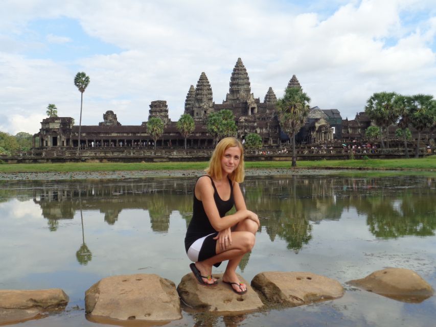 Siem Reap: Small Circuit Tour by Tuktuk With English Guide - Itinerary