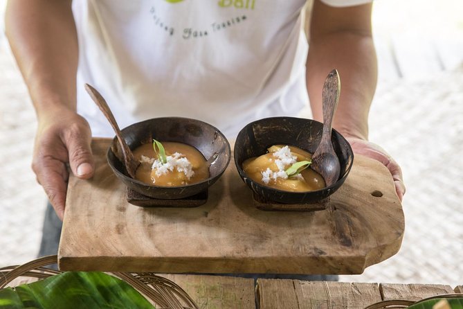 Small Group Balinese Cooking Class on an Organic Farm in Ubud - Cancellation Policy and Weather Conditions