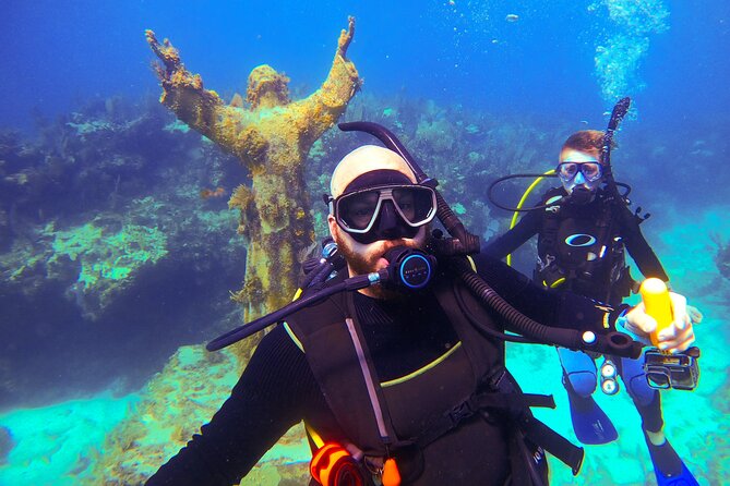 Small - Guided Shallow 2 Tank Dive Experience in Key Largo ALL GEAR INCLUDED - Common questions