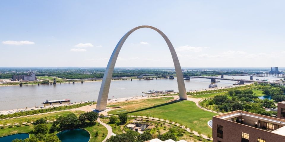 St. Louis: Guided Tour With Boat Cruise and Helicopter Ride - Highlights of the Tour