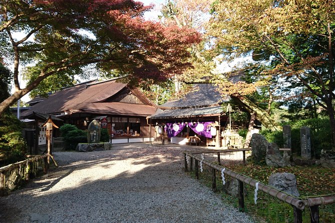Stroll Around the Peaceful Mountain Village of Yoshinoyama - Cherry Blossom Viewing Spots
