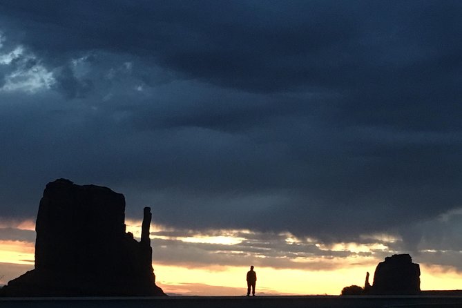 Sunrise Tour of Monument Valley - Navajo Guides
