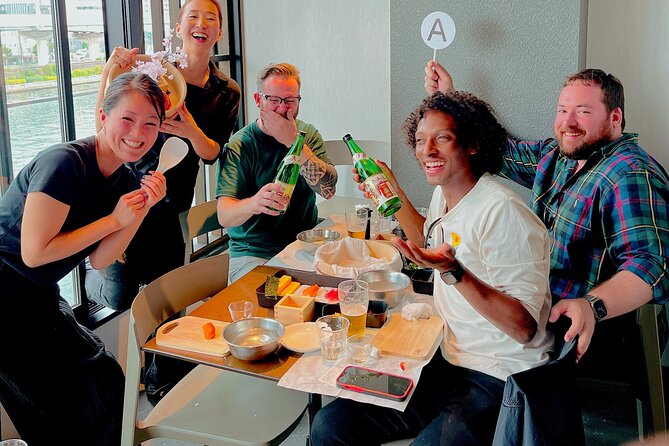 Sushi Making Experience Japanese Sake Drinking Set in Tokyo - Key Points