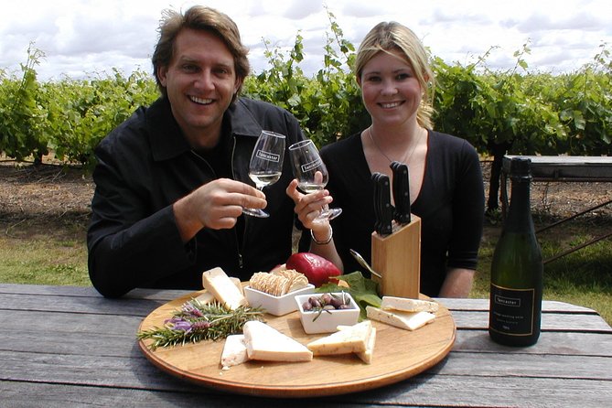 Swan Valley Tour From Perth: Wine, Beer and Chocolate Tastings - Delicious Lunch Experience