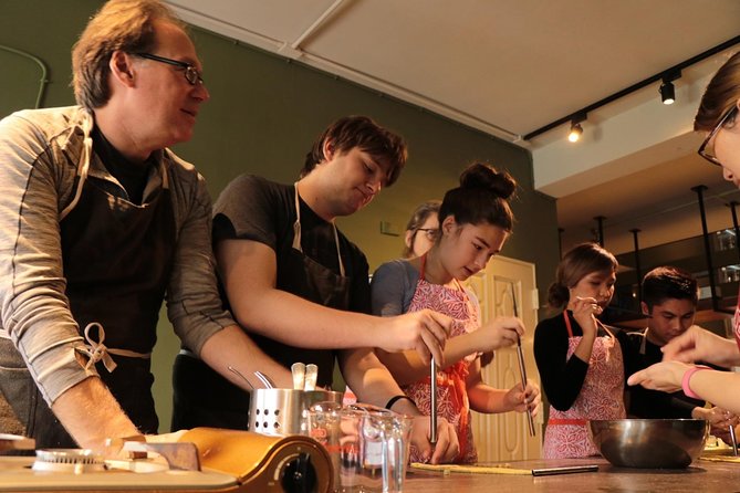 Taipei Food Tour and Colorful Bubble Tea Making - Culinary Delights
