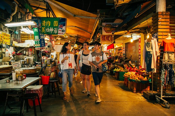 Taipei Food Tour: Night Market & Convenience Store(Food Included) - Convenience Store Tastings