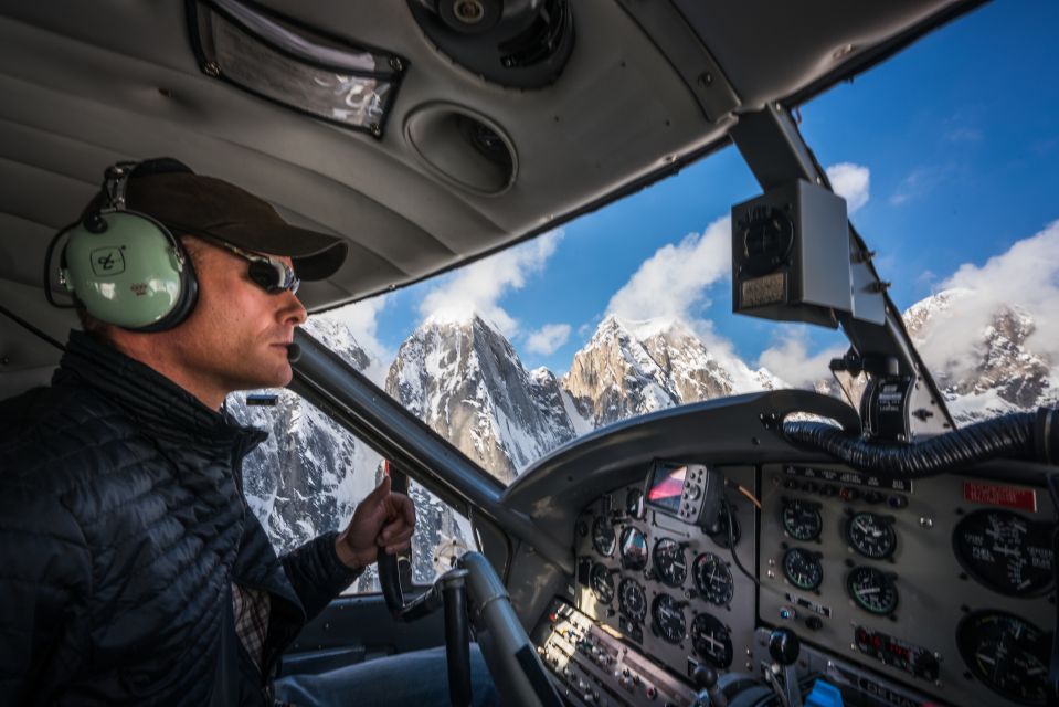 Talkeetna: Denali Flight Tour With Glacier Landing - Explore Mooses Tooth and Bears Tooth