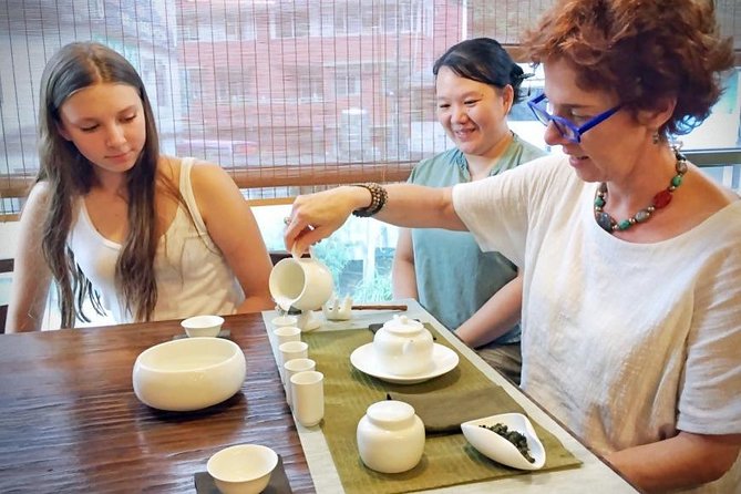 Tea of Taipei: Small-Group Tour With Taipei City Sightseeing - Positive Experiences Shared by Participants