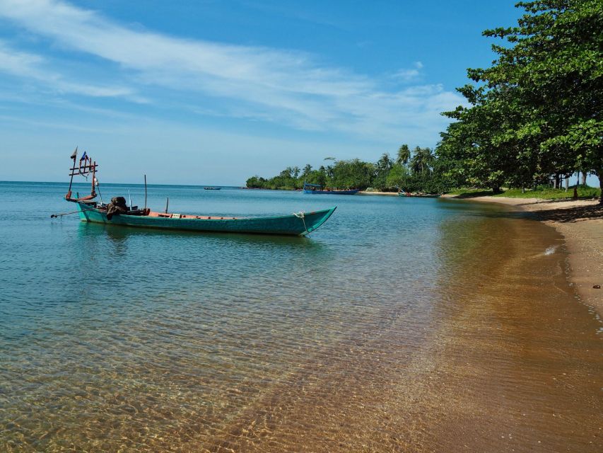 TROPICAL ISLAND HIDEAWAY by Discovery Center, Kep West - Inclusions