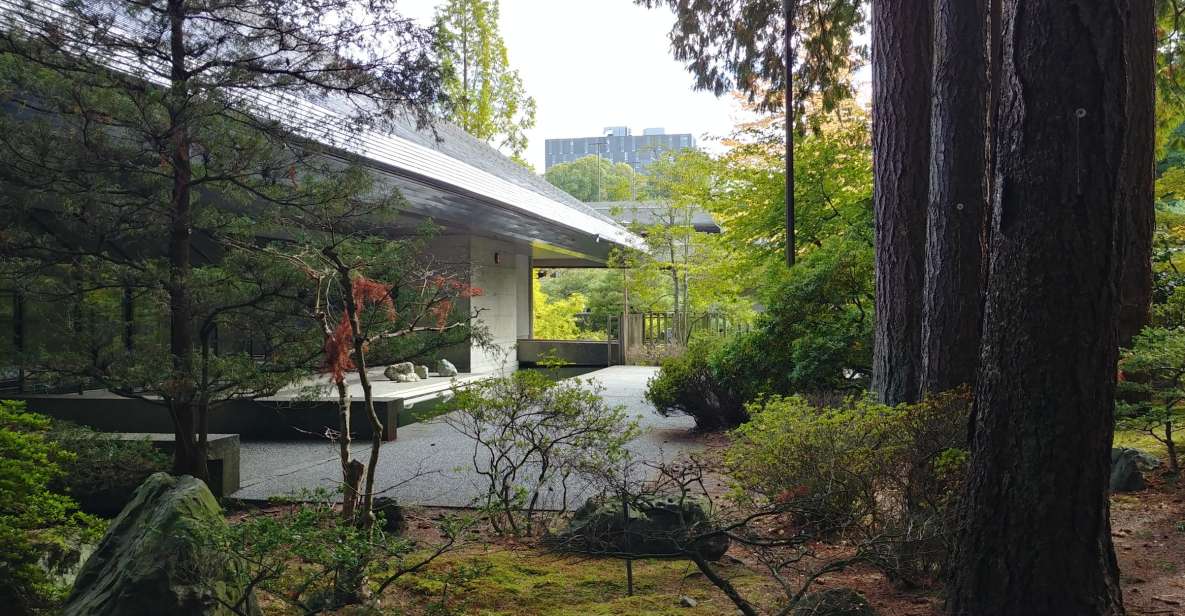 Vancouver: Botanical Gardens Tour and Museum of Anthropology - Common questions