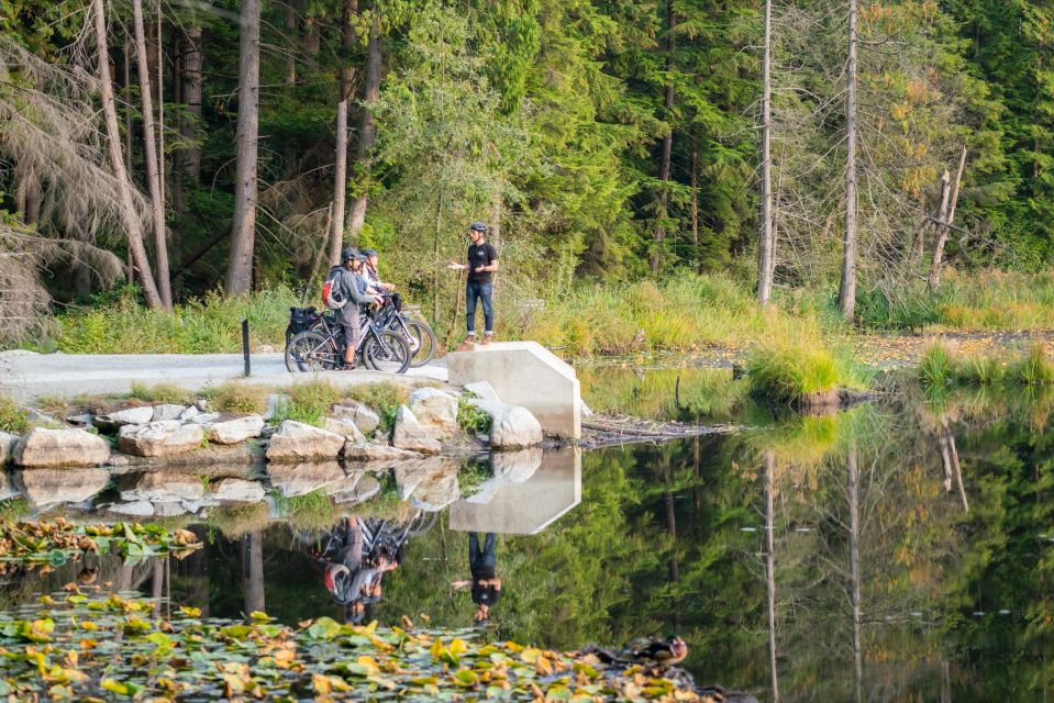 Vancouver: Stanley Park Bicycle Tour - Guided Tour Experience