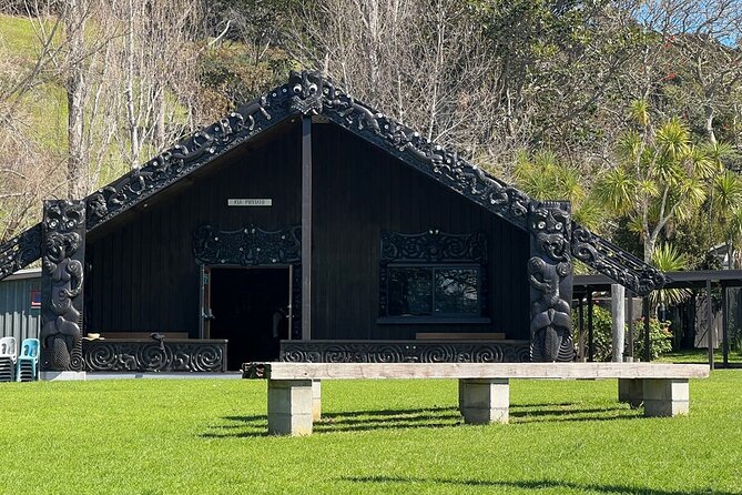 Waiheke Island History and Heritage Tour - Lunch and Beverage Experience