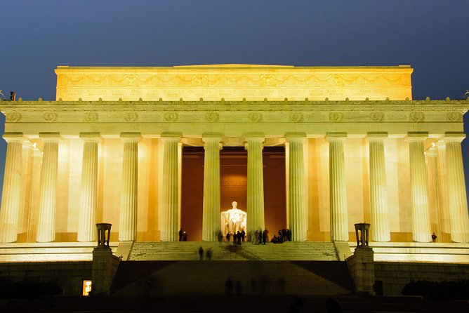 Washington DC After Dark Night-Time Sightseeing Wonder Tour - Illuminated Washington Monument