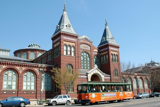 Washington DC Hop-On Hop-Off Trolley Tour With 15 Stops - Lincoln Memorial Stop