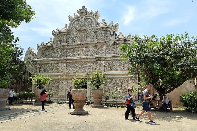 Yogyakarta City Tour and Ijo Temple Sunset - Tour Itinerary Details