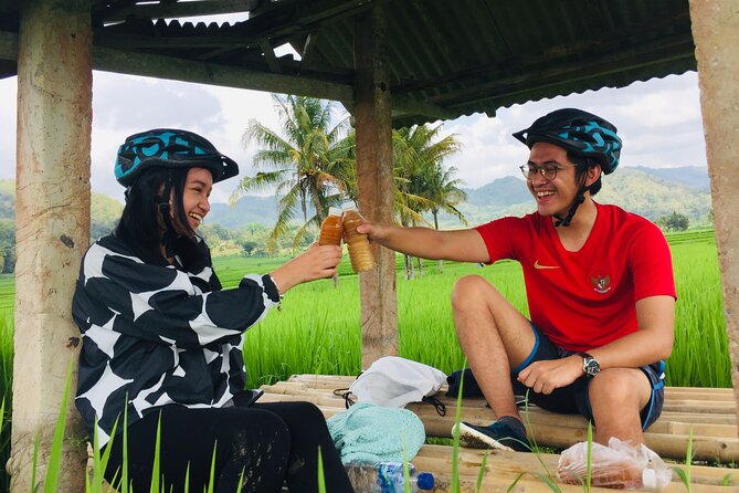 Yogyakarta Small-Group Countryside Cycle Tour With Snacks - Customer Feedback and Price Information