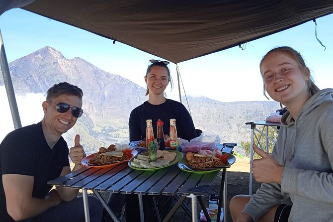 3D 2N Mount Rinjani Trekking Tour To Summit And Lake - Fitness Level Requirements