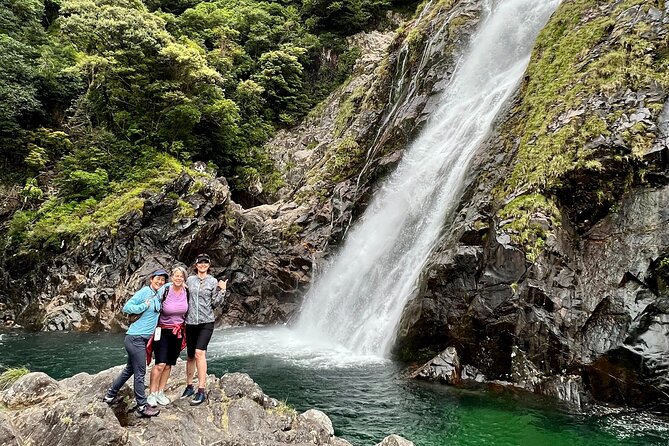 4 Hour Guided Cycling Experience in Yakushima - Key Points