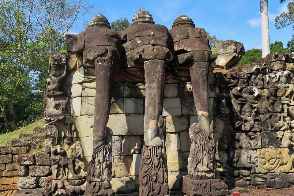 1 Day Private Group of Angkor Wat Tour With Tuk Tuk Only - Booking and Reservation Details