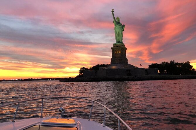 2-Hour Private Luxury Boat Tour in New York City - Value for Money