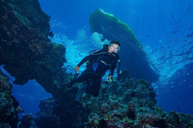 2 Tank Lanai Cathedral Dive - Safety and Additional Experiences at 2 Tank Lanai Cathedral Dive