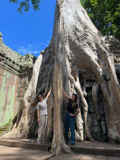 Angkor Wat Temple Full-Day Trip by Tuk-Tuk - What to Bring