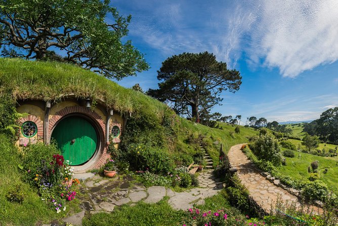 Auckland to Hobbiton Movie Set Private Tour - Additional Resources