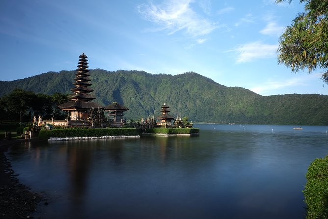Bali Private Car Charter With English Speaking Driver - Driver Qualifications