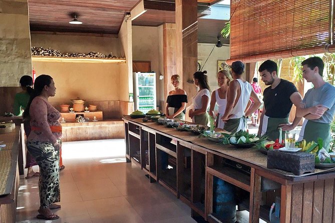Balinese Cooking Class With Traditional Morning Market Visit - Cancellation Policy and Customer Reviews