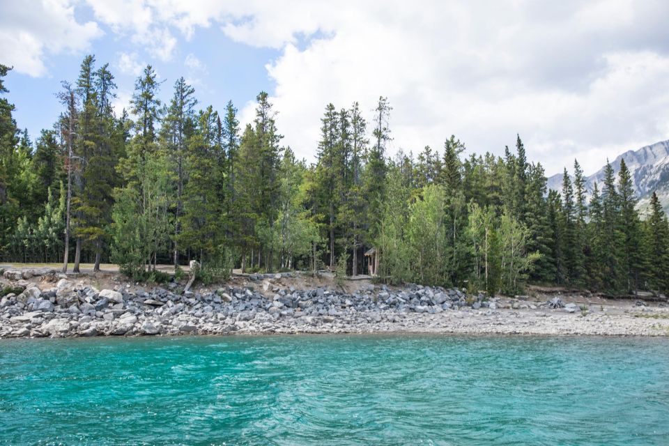 Banff Triple Delight: Lake Louise, Banff & Moraine Lake - Common questions