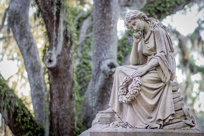 Bonaventure Cemetery Walking Tour With Transportation - Helpful Information for Guests