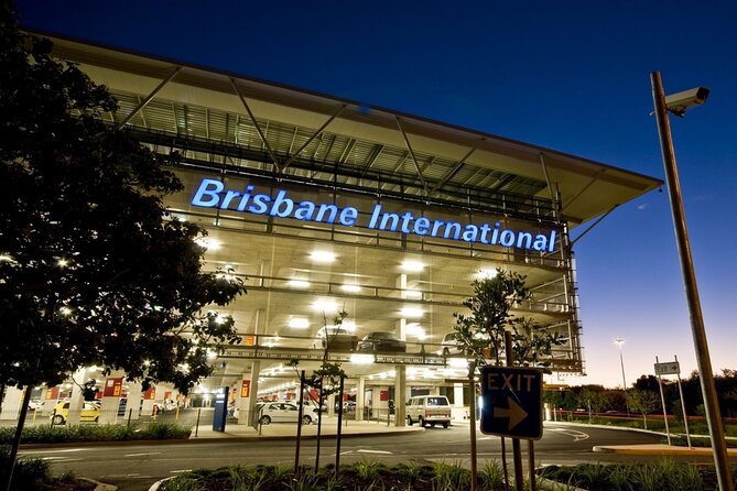 Brisbane Airport and Cruise Terminal to Sunshine Coast 21 Pax - Pricing Information and Refund Policy