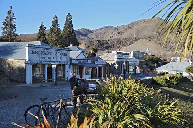 Central Otago Wine Tour From Queenstown Including Lunch - Outstanding Tour Guides