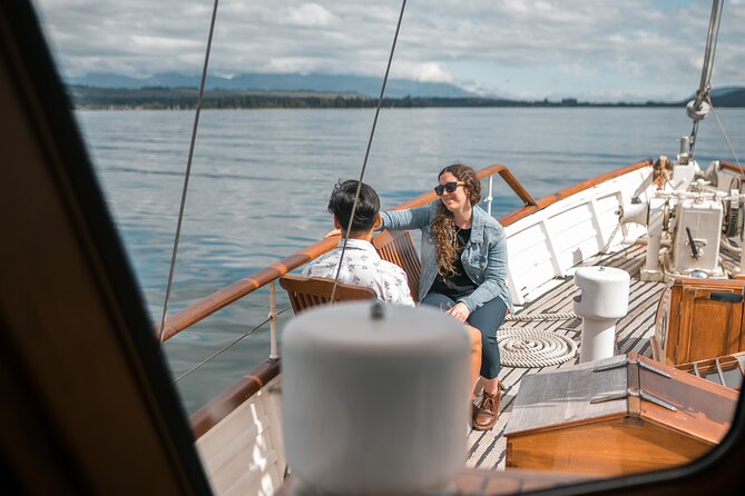 Champagne Sightseeing Cruise on Lake Te Anau - Cancellation Policy and Weather Contingency