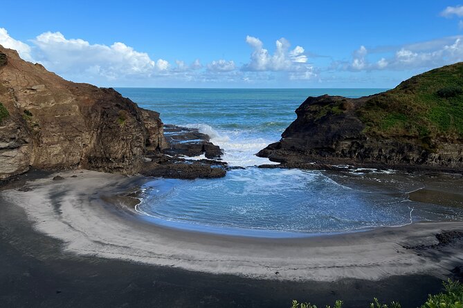 City to Piha - Auckland Day Expedition - Scenic Views