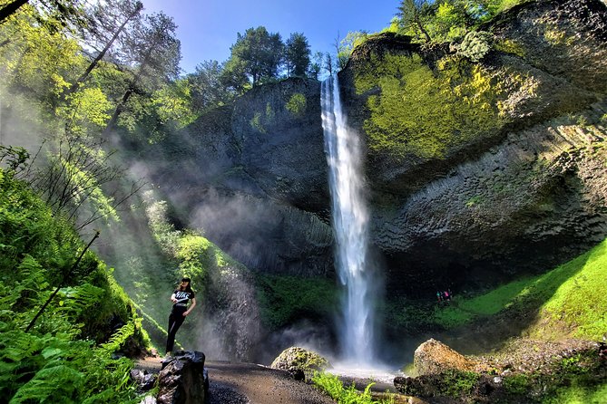 Columbia Gorge Waterfalls and Mt. Hood Tour - Full Day - Quality and Value Assessment