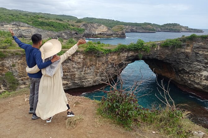 East and West Nusa Penida Best Photo Spot Private Guided Tour - Transportation and Pickup