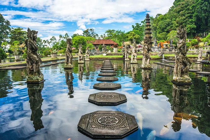 East Bali Tour: Lempuyang Temple - Gate of Heaven, Tirta Gangga, Virgin Beach - Traveler Engagement and Reviews