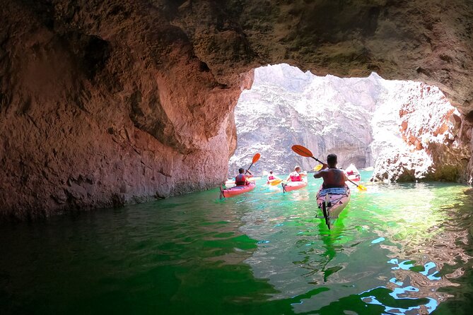 Emerald Cave Kayak Tour With Shuttle and Lunch - Customer Service Excellence