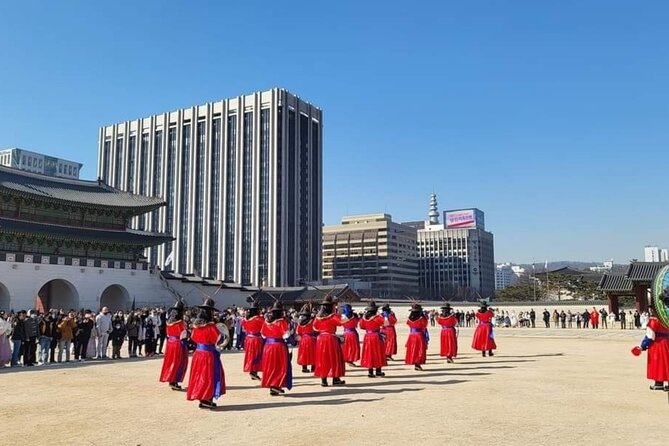 Free Lunch! Gyeongbok-gung Hanbok, Seochon Village, Tongin Market - Exploring Traditional Crafts in Seochon