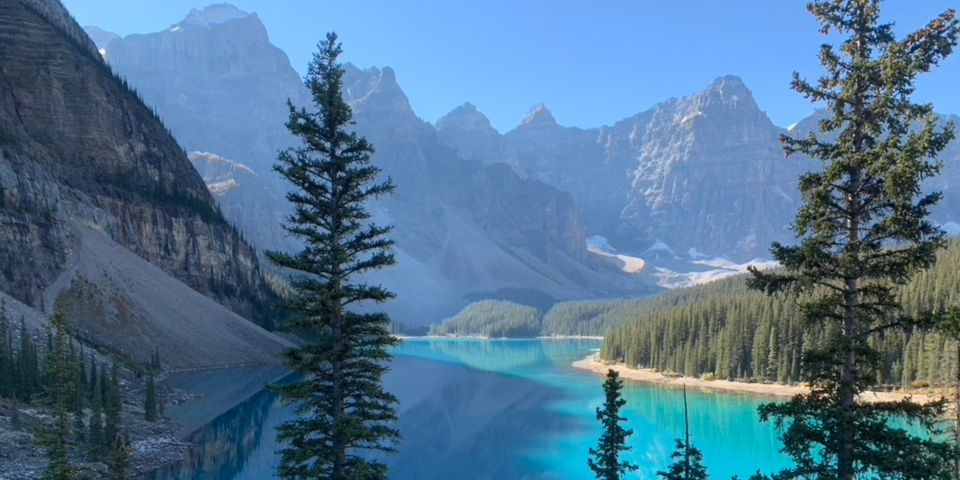 From Banff/Canmore: Moraine Lake & Lake Louise Experience - Review Summary