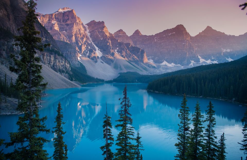 From Banff: Shuttle to Moraine Lake and Lake Louise - Shuttle Experience