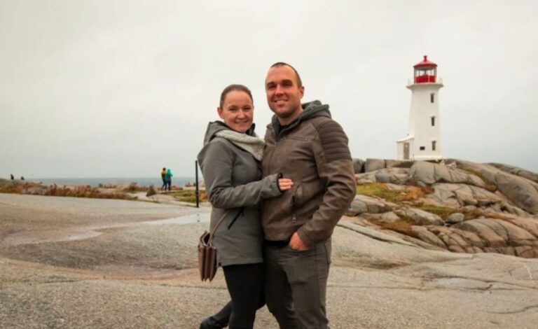 From Halifax: City and Peggy’s Cove Sunset Guided Tour