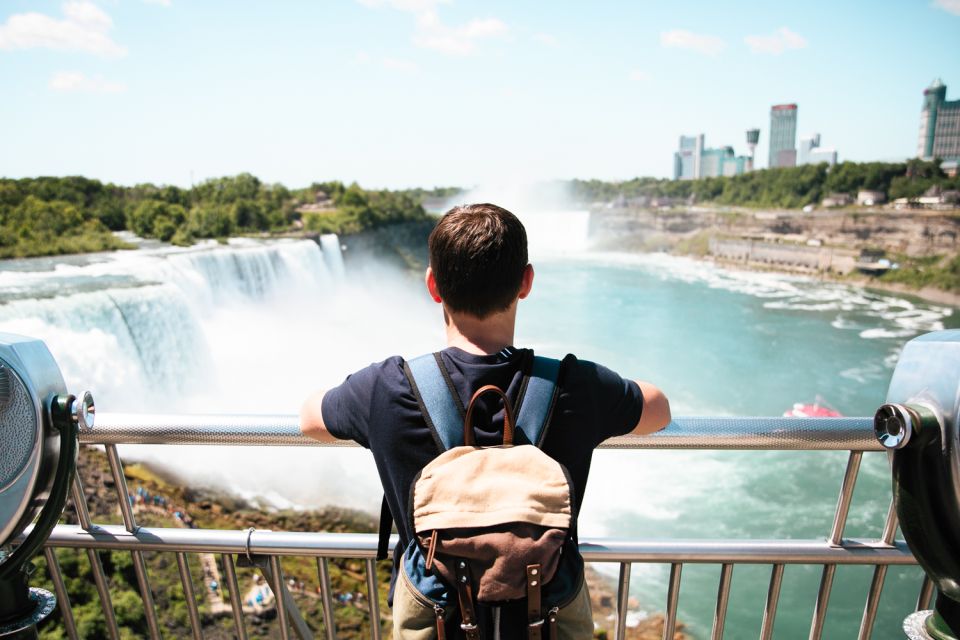 From New York City: Niagara Falls Full-Day Bus Tour - Onboard Facilities