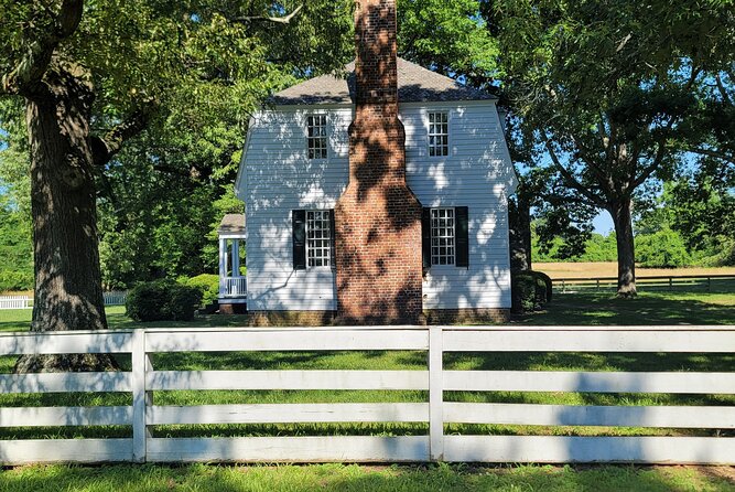 Full Day Historic Guided Tour to Jamestown and Yorktown With Lunch - Tour Guide Performance