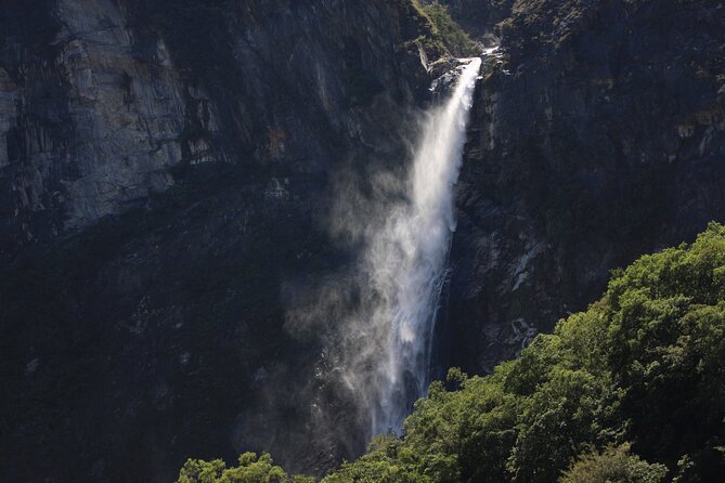 Full-Day Private Taroko National Park Tour From Hualien City - Tour Guides