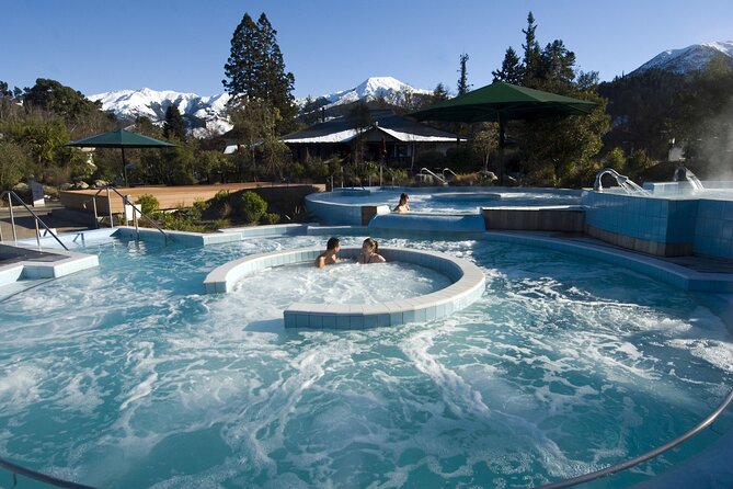 Hanmer Springs Thermal Pools and Jet Boat Day Trip From Christchurch - Lunch at On-Site Cafe
