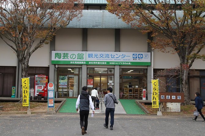 Hasami Ware Study Tour With Special Guide 400 Years History and Modern Daily Use Pottery - Daily Use Pottery Insights