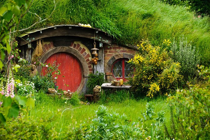 Hobbiton Movie Set Tour With Lunch From Auckland - Customer Reviews